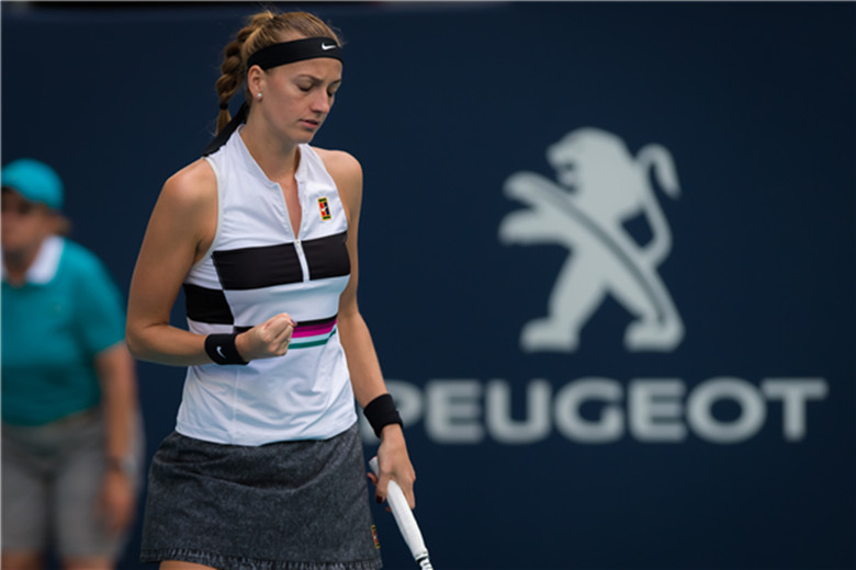 科维托娃官方宣布重返赛场新规,公牛引发争议!全场沸腾不已