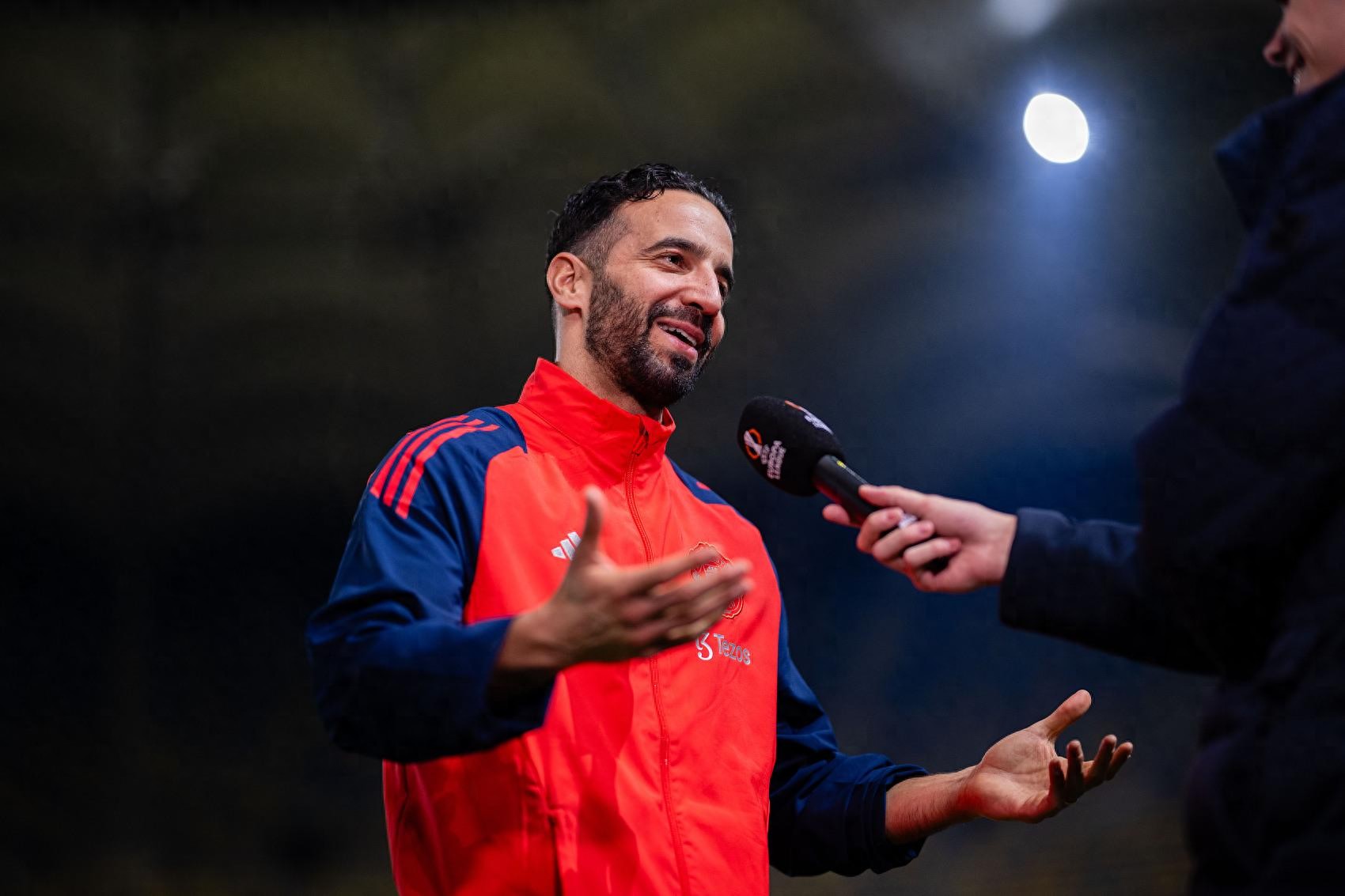 九游登录入口-拉齐奥训练开放日;加时末段造点机会引欢呼;葡超在即;年轻球员得到机会(国米vs拉齐奥直播前瞻)