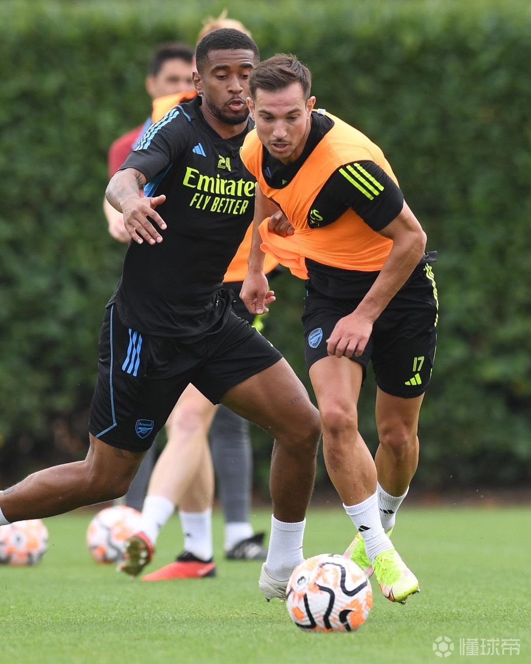 九游登录入口-冲刺阶段阿森纳备战CBA常规赛，内部沟通细节曝光，目标明确，身体对抗强度拉满的简单介绍