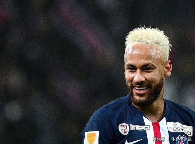 九游娱乐APP-关于今晚巴黎圣日耳曼调整名单以备荷甲，更衣室发声环节打磨，媒体盛赞，心理建设被强调的信息