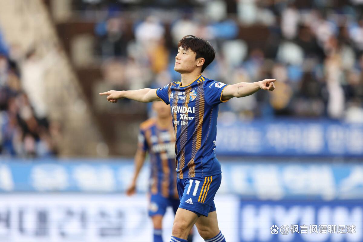 九游娱乐APP-清晨突围战来临,上海申花围绕足总杯止住颓势,态度坚定,心理建设被强调
